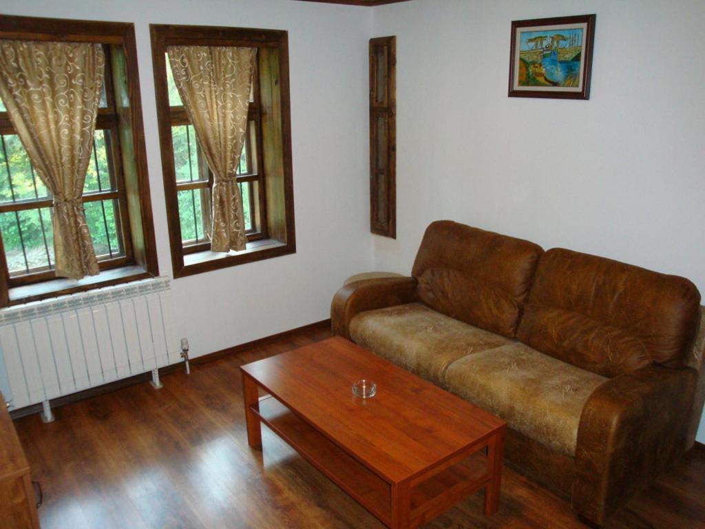 Voevodski Eco Complex 3* Katunishte